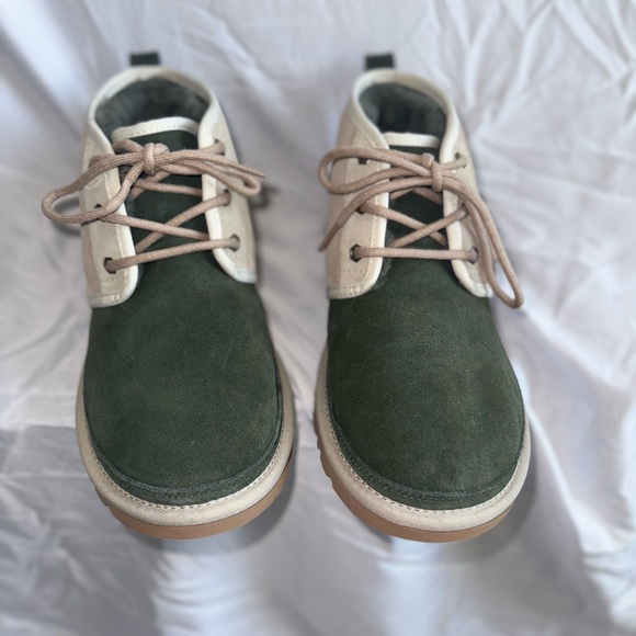 Brand New Men’s UGG’s, neutral colors, great for the winter!!! - Picture 4 of 5